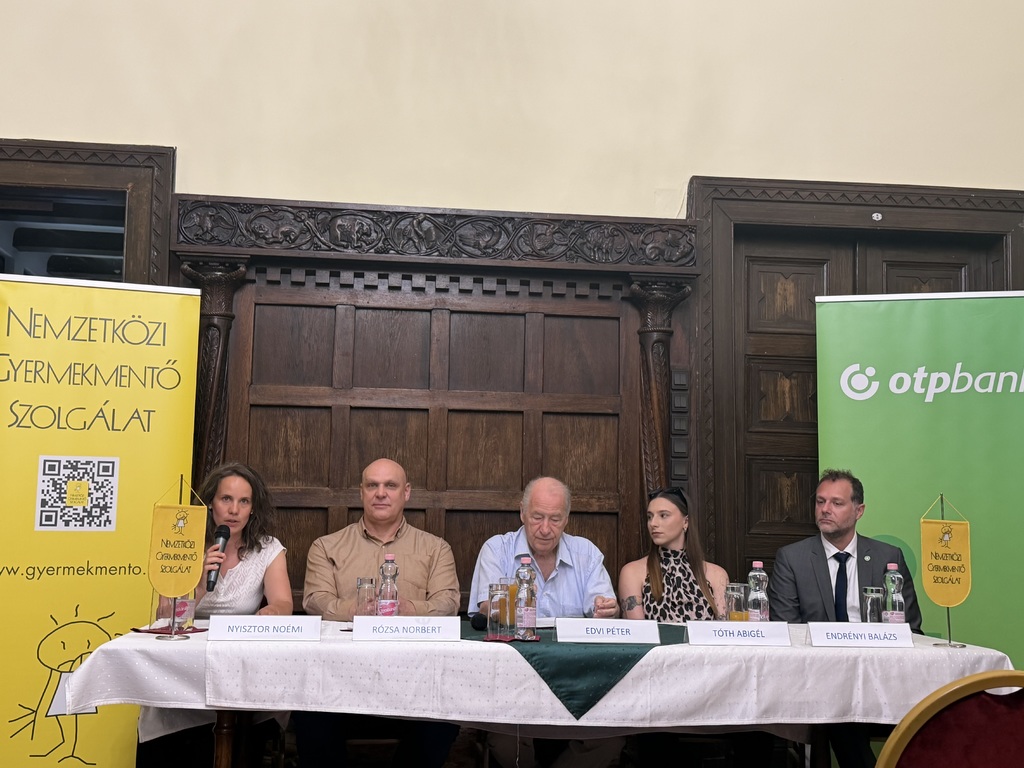 gyereknap sajtótájékoztató