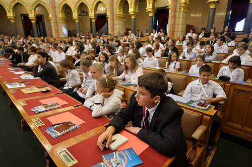 Gyerekparlament_1w.jpg